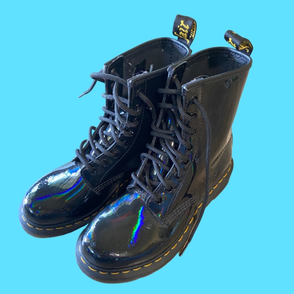LIKE NEW!! Doc Marten patent boots